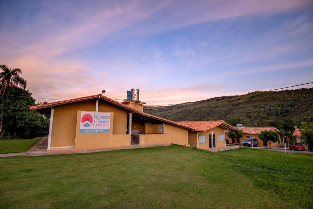 Canyons Camping Capitólio Exteriér fotografie